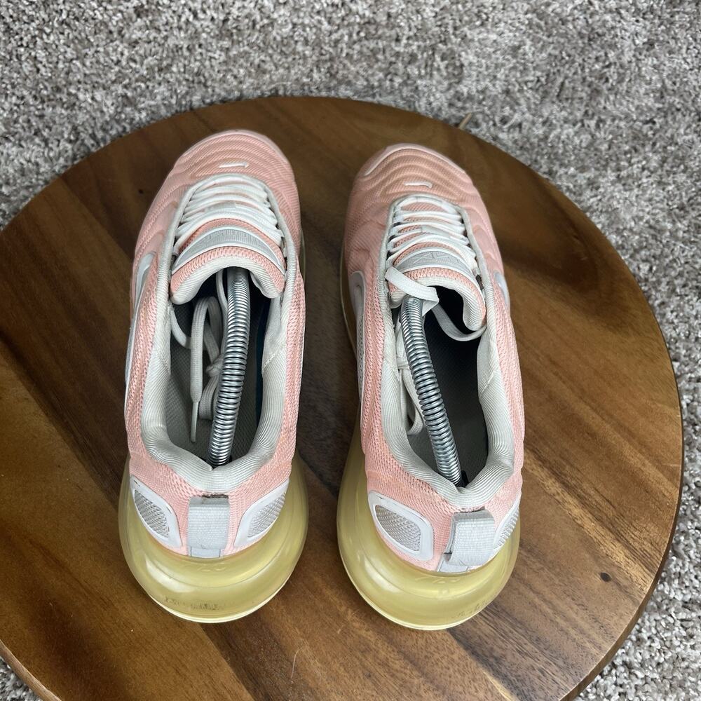 Nike Air Max 720 Women's Size 10 Shoes Bleached Coral/Summit White AR9293-603 - Picture 6 of 8